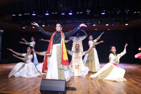 বলাকার উৎসবের ছবি